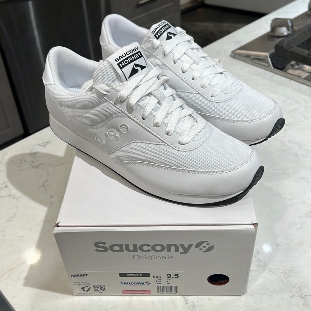 Saucony Women’s Hornet